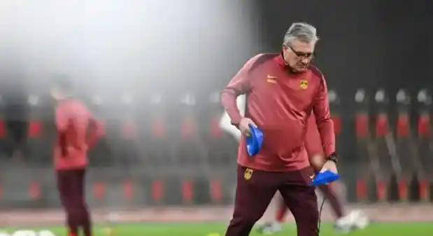 球员个人行为引发争议，球队形象受损