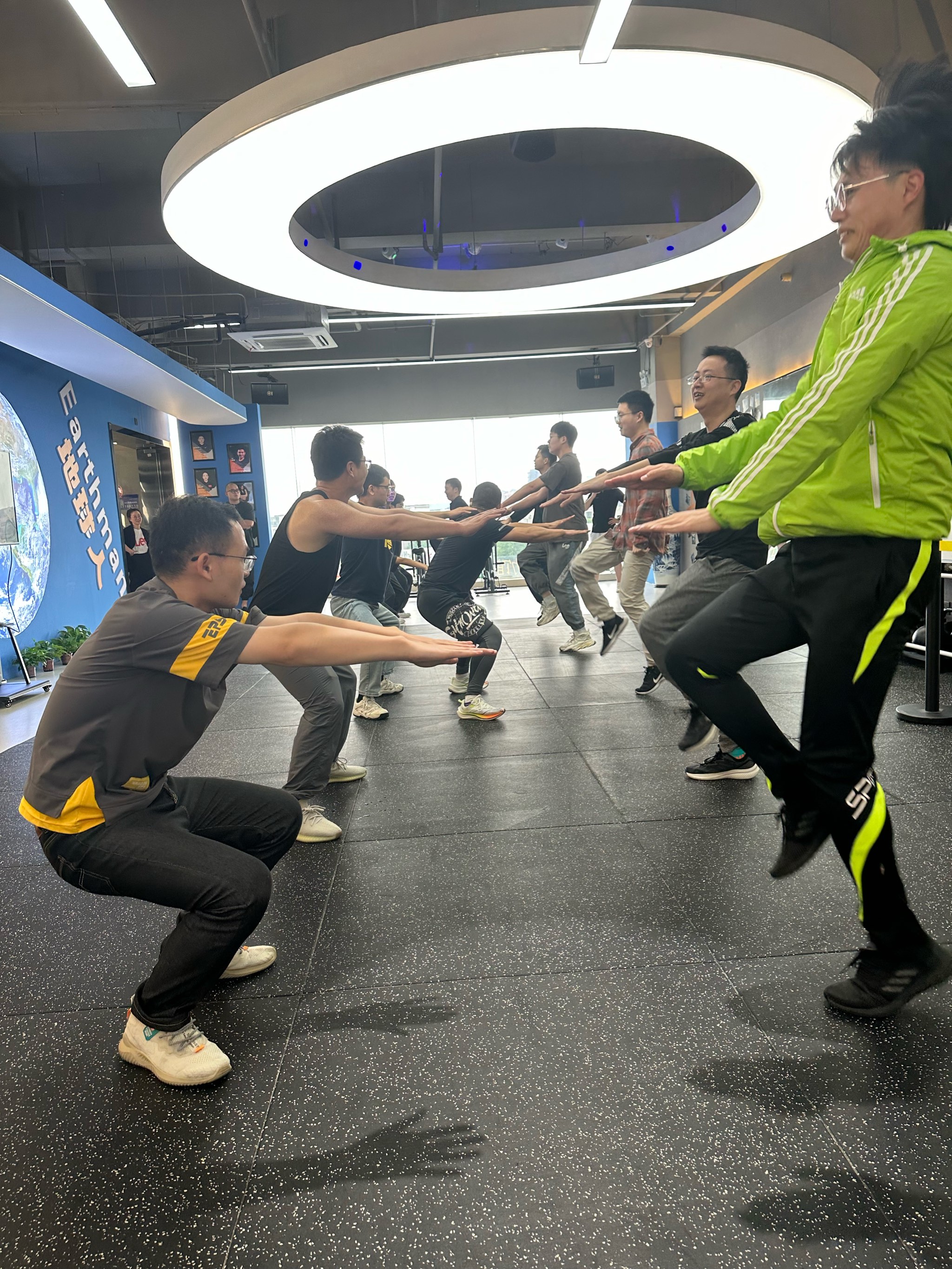 关于英勇拼搏，球员用实力打磨脚下铁骑的信息