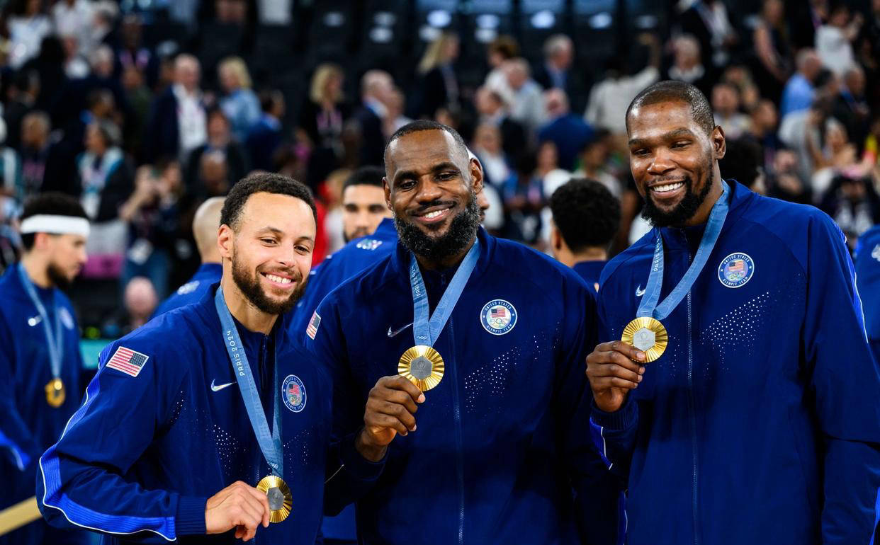 全明星赛即将上演，球迷期待精彩对决的简单介绍