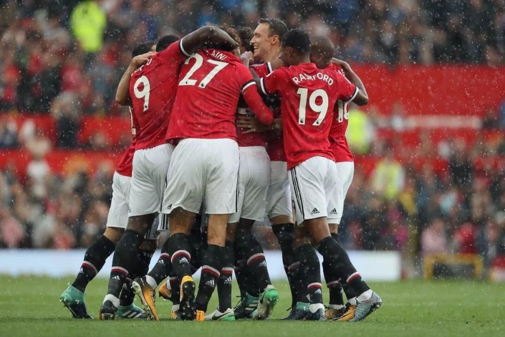 关于接连遭遇横扫，球队士气受挫的信息