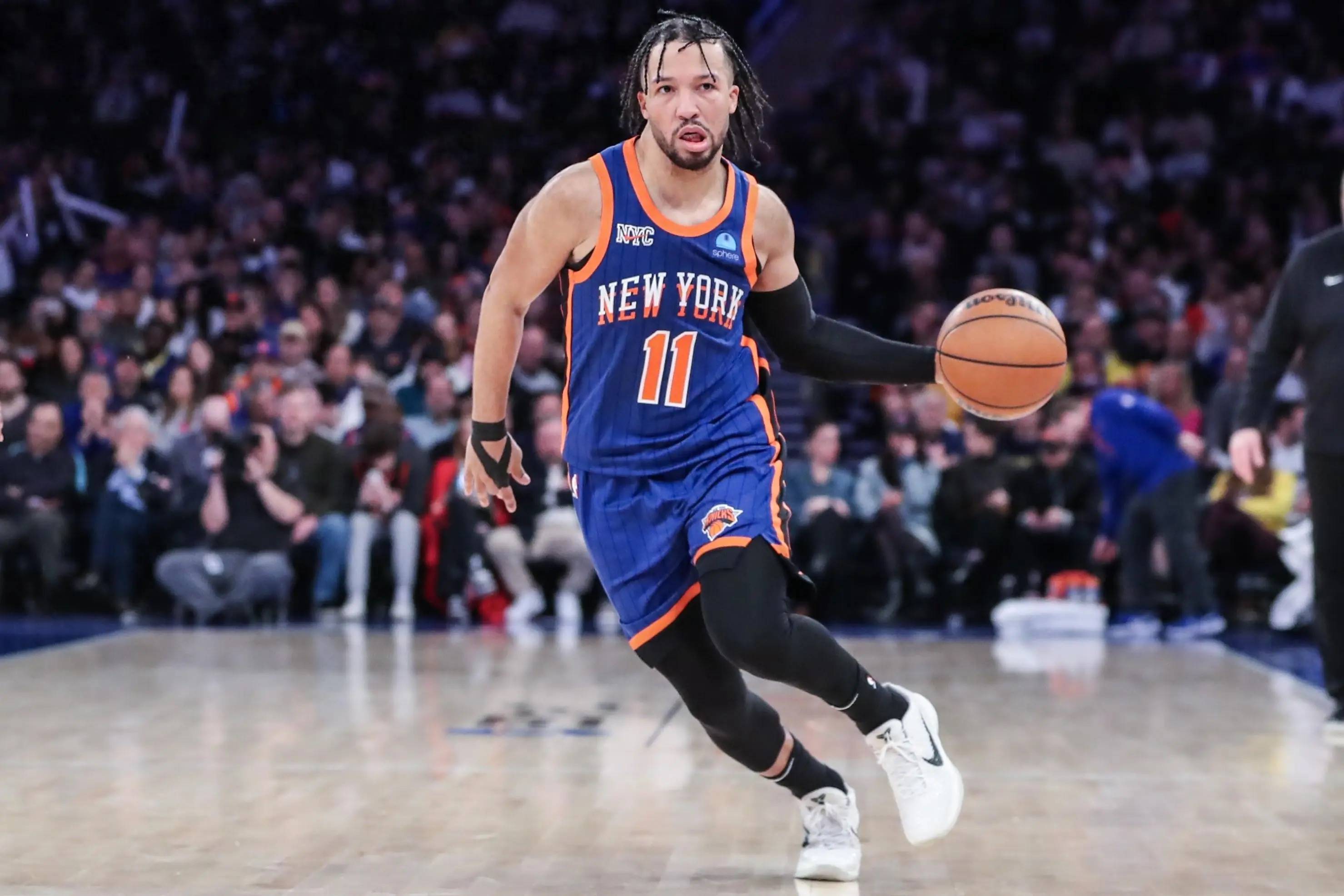 关于雄鹿双核发威，领队取得胜利的信息