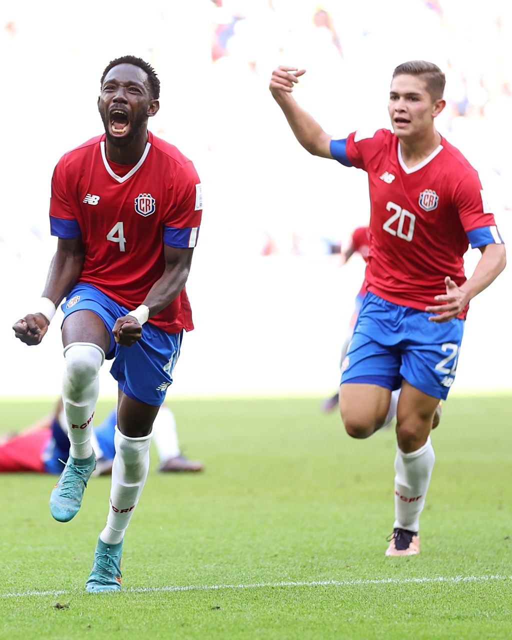 包含西班牙-败给哥斯达黎加，遭受惨痛失利的词条