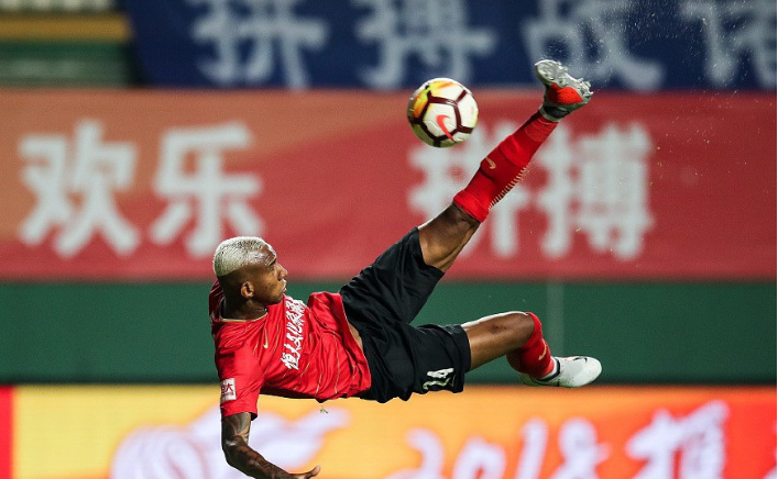 关于卡迪斯主场告捷,保级形势乐观的信息 关于卡迪斯主场告捷,保级形势乐观的信息