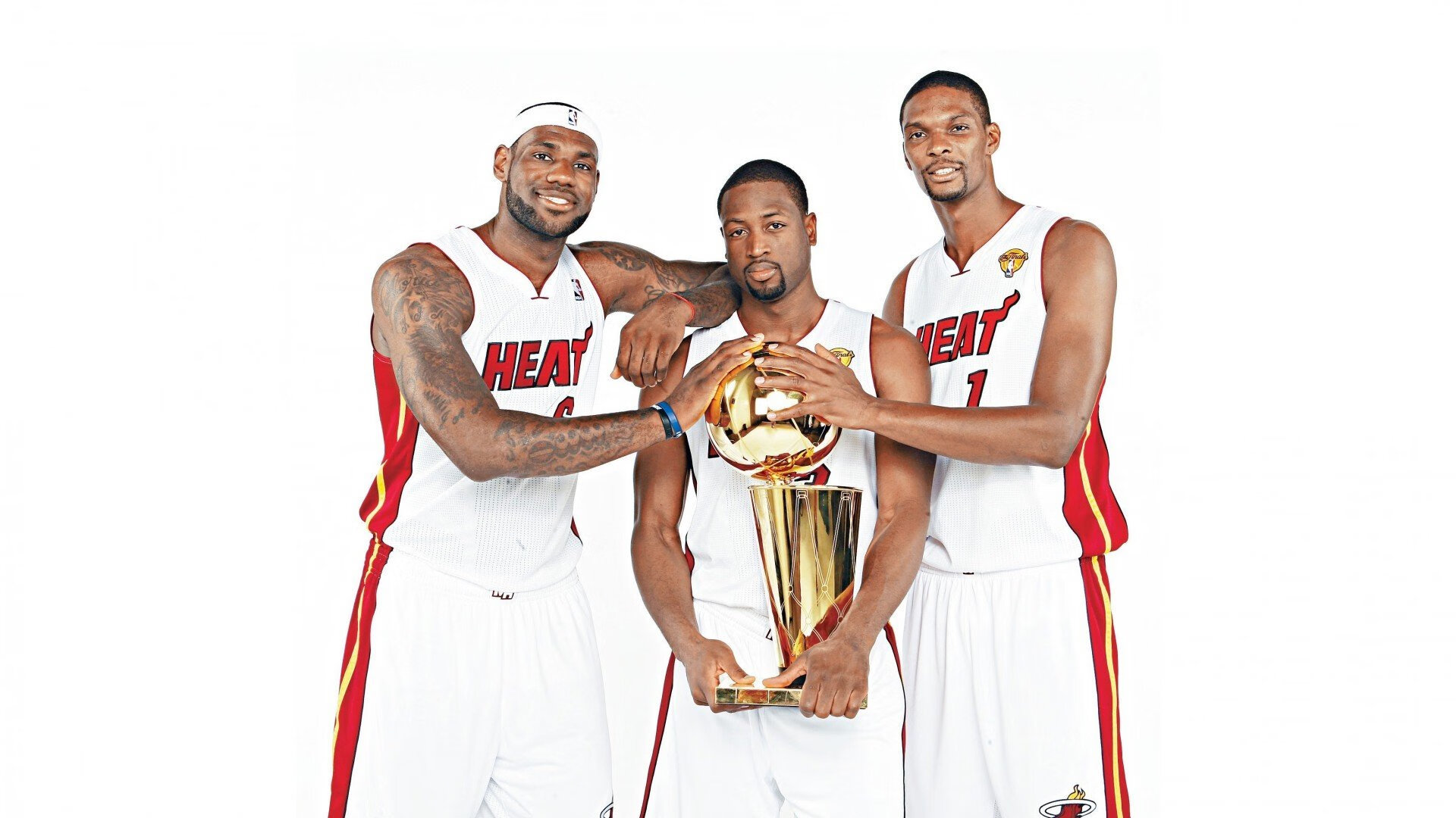 决胜局利拉德显神威,黄蜂客场力克广厦迎关键胜利