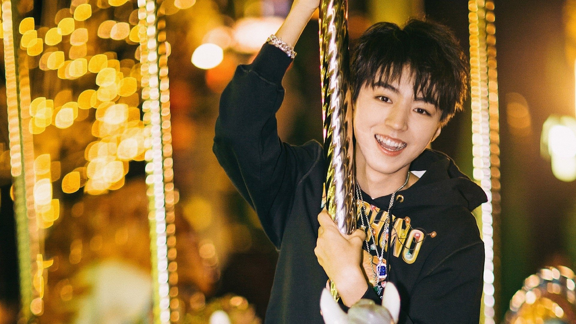 基耶萨统治攻防两端的夜晚，阿根廷战术锁链绞杀卡塔尔