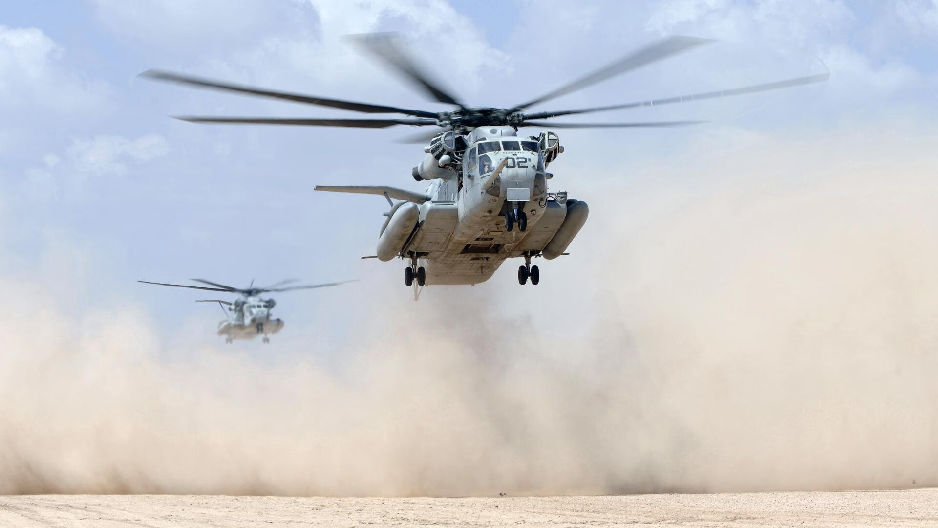 赛道与绿茵场的交响，F1年度争冠焦点战与比利亚雷亚尔淘汰赛过关里昂的竞技史诗