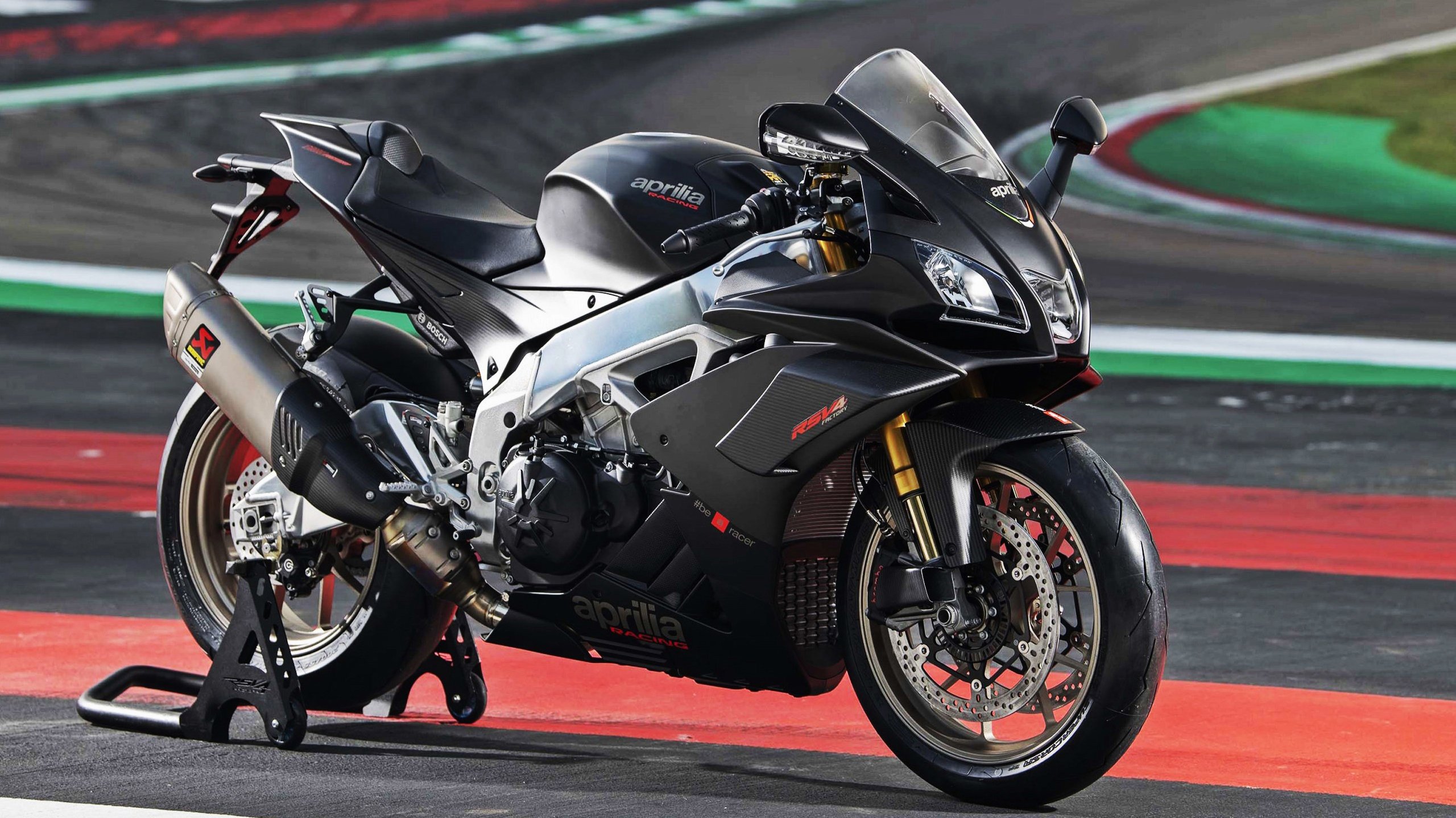 一波流定乾坤！米切尔末节19分射落骑士，火箭升起新曙光