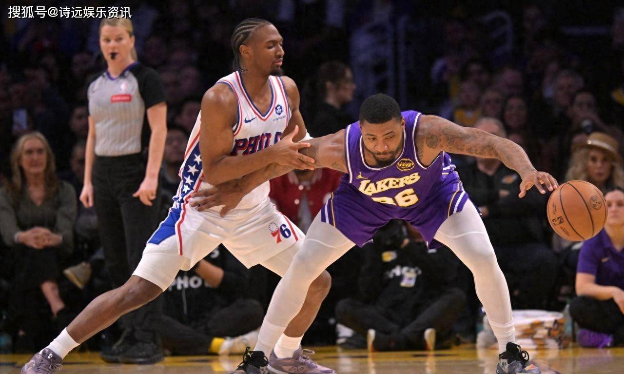 山西队节奏掌控76人，克莱关键进球定乾坤