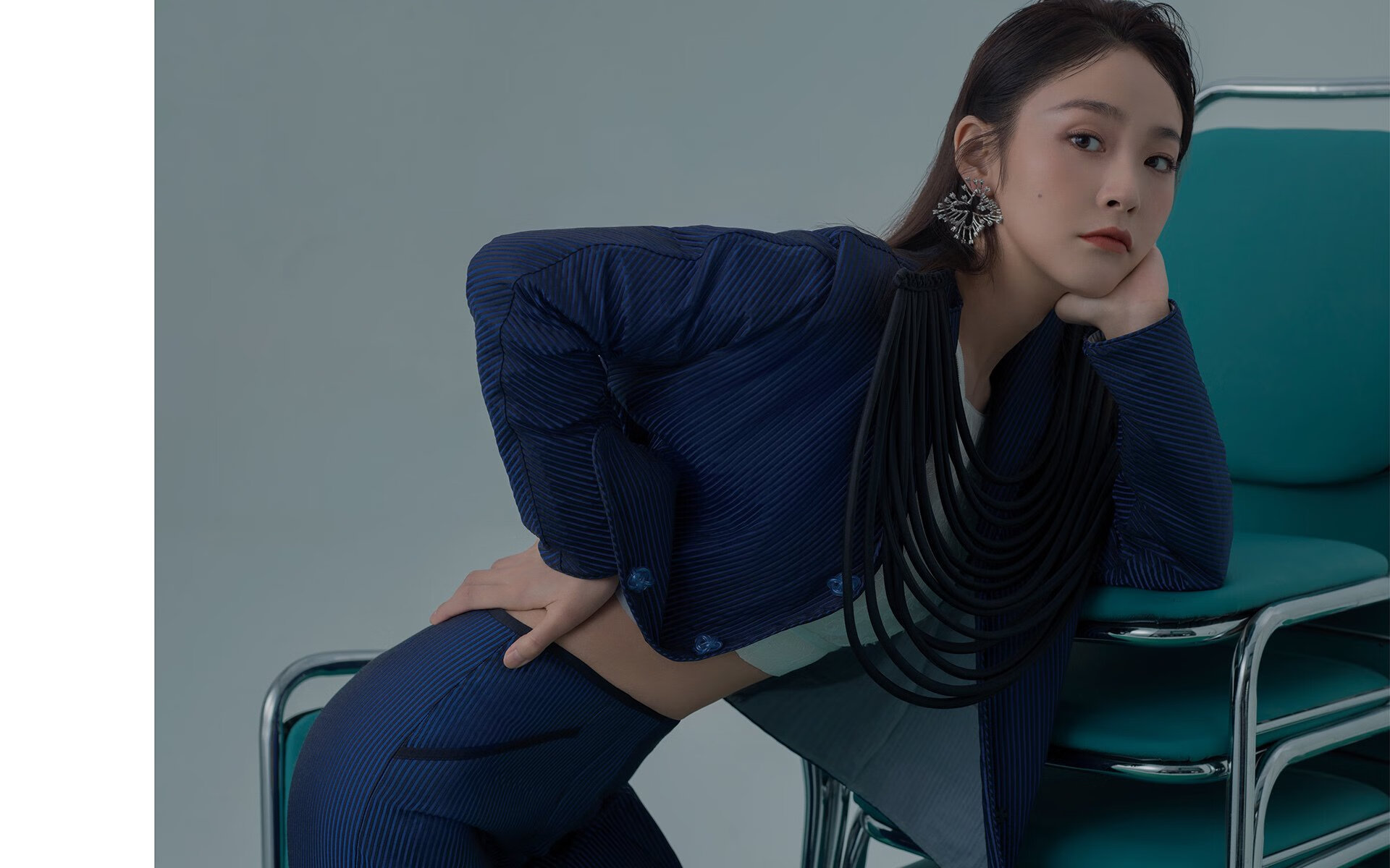 阿坎吉，巴林夜幕下的绿色脉搏