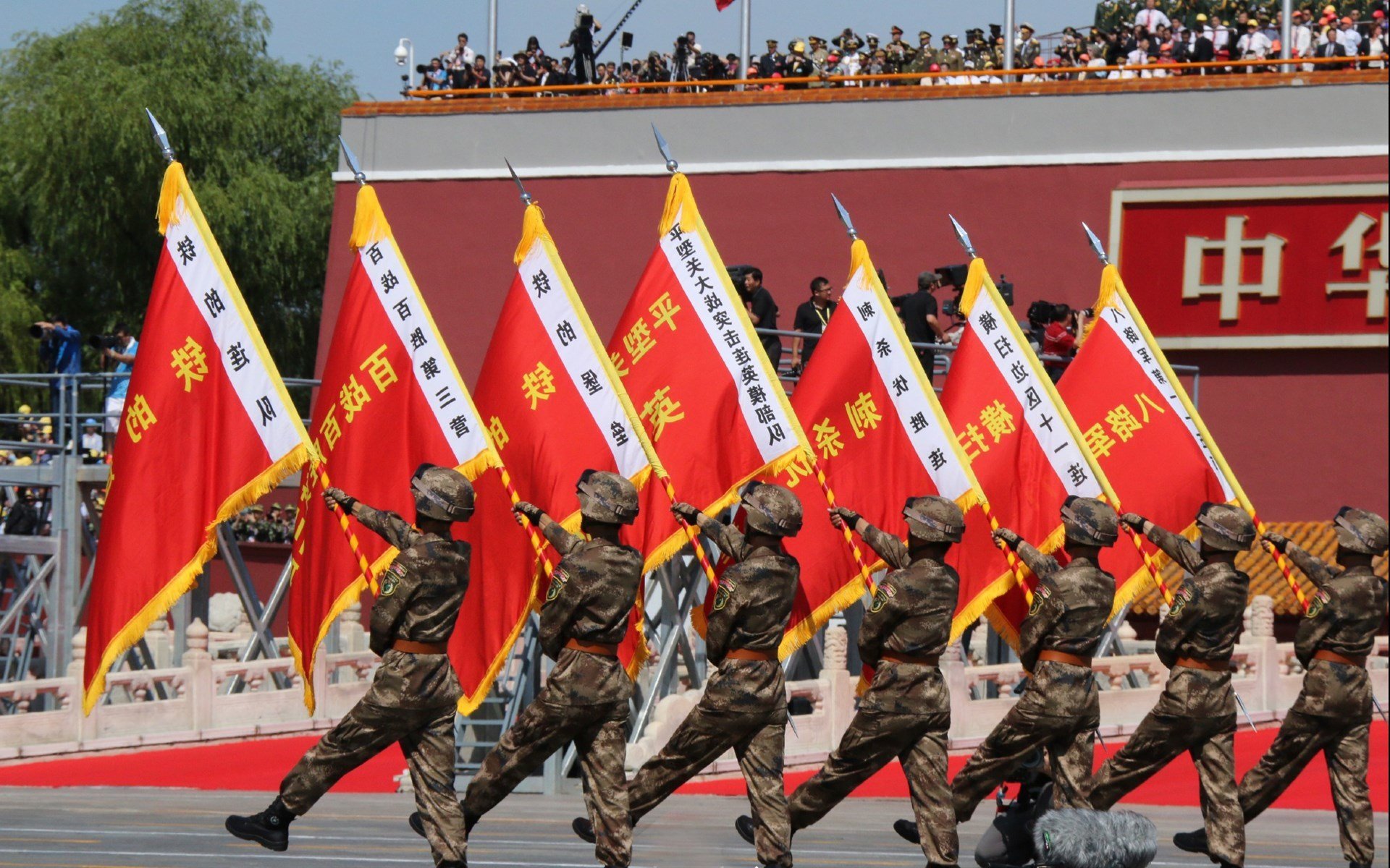 北极光闪耀多哈,芬兰力克伊朗,苏亚雷斯带队书写2026世界杯G组关键战奇迹